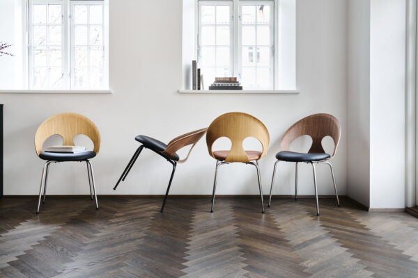 VL1100 spisebordsstol fra Vermund Furniture